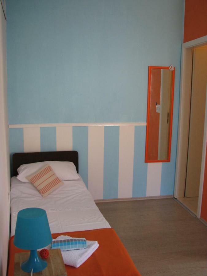 Apartments And Room Lemon Vis Dış mekan fotoğraf