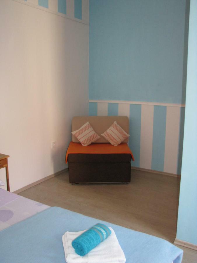 Apartments And Room Lemon Vis Dış mekan fotoğraf